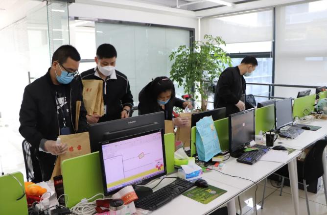 正规的股票配资平台_ 余杭警方破获荐股诈骗团伙 _